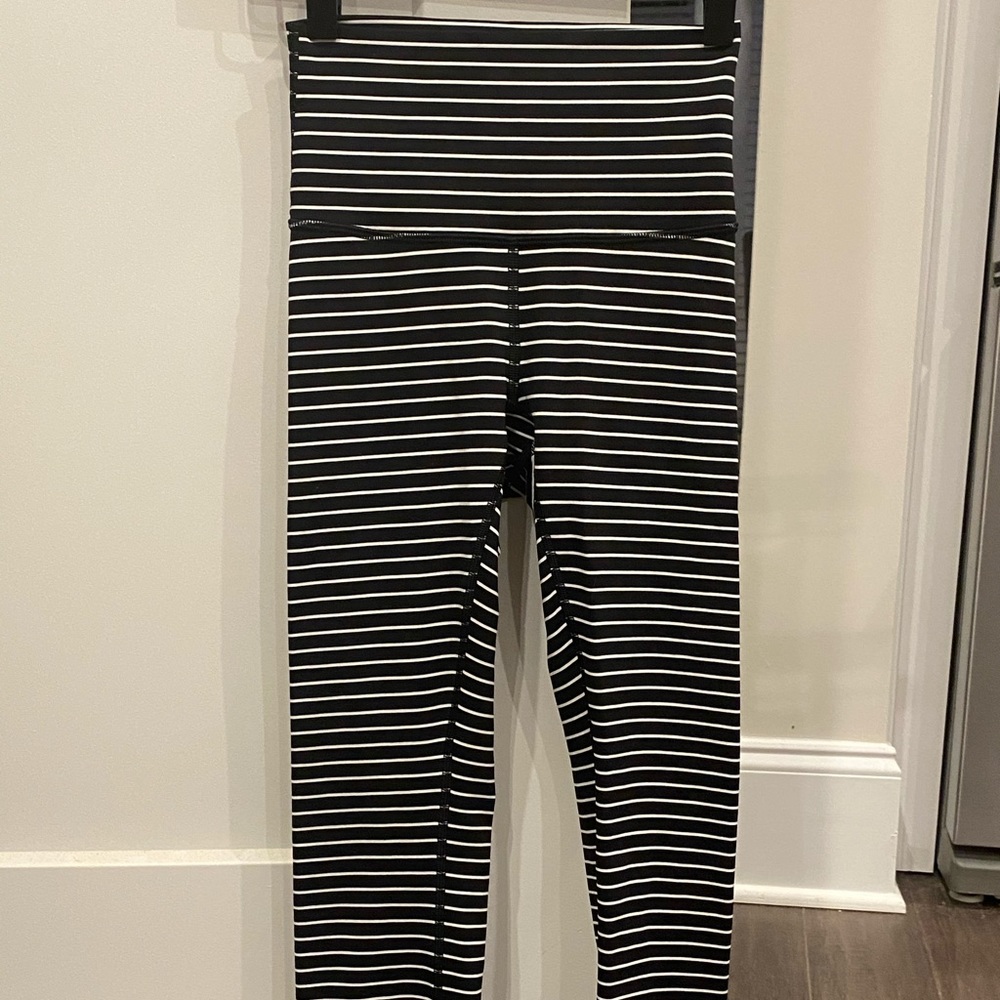 Lululemon leggings size 2